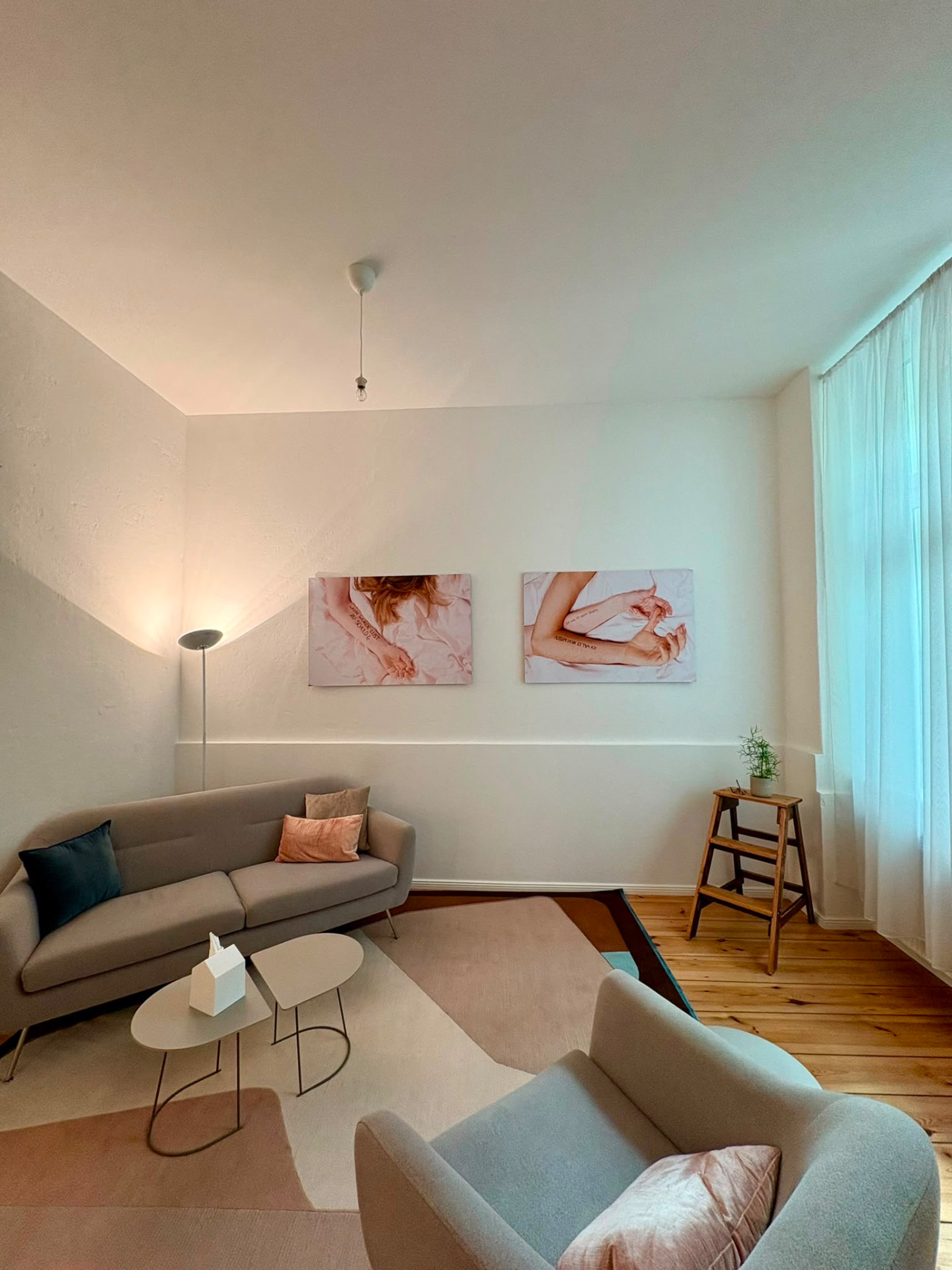 Praxisraum mit Sitzgelegenheiten in Berlin Prenzlauer Berg